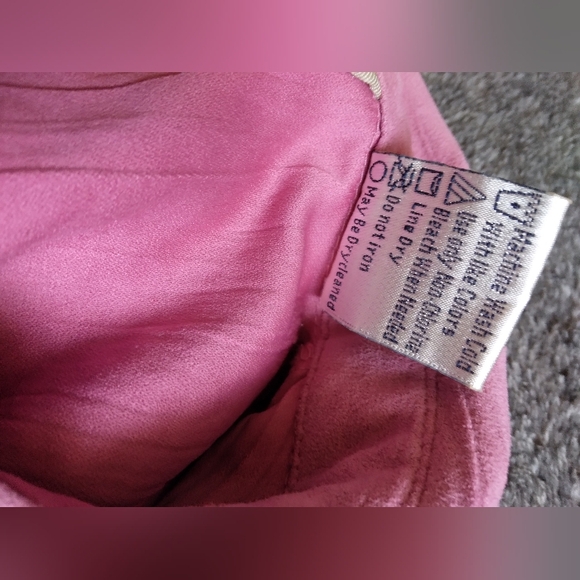 Ladies button down top - Picture 6 of 6